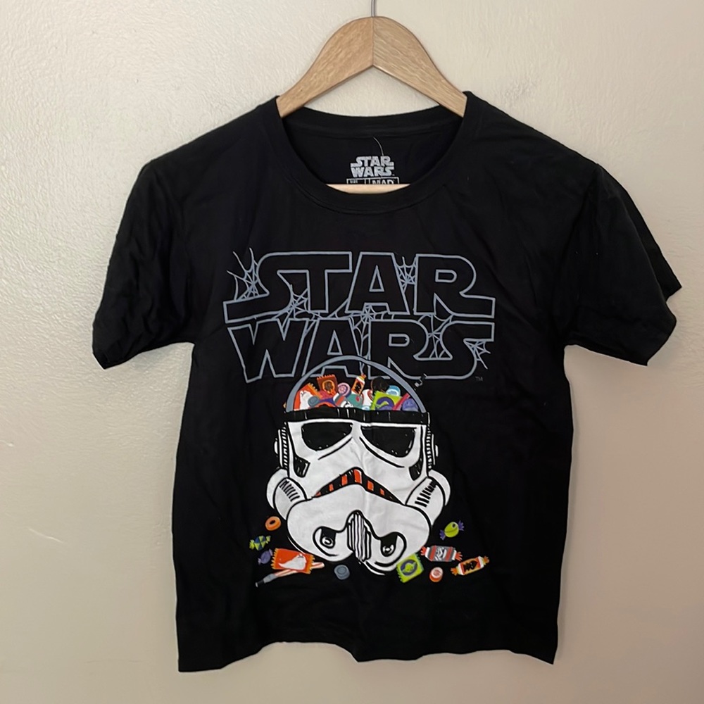NWOT Star Wars Halloween Tee. Small